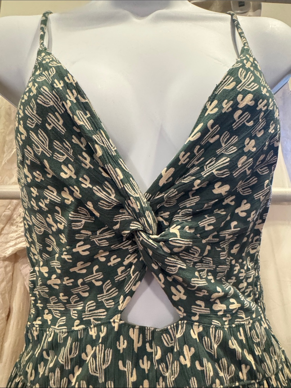 Angie Green Cactus-Print Tie-Front Midi Dress - Picture 3 of 4